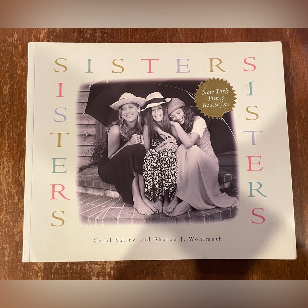 New York Times Bestseller Sisters, A Fun Read. In Good Condition. (Softcover) $6